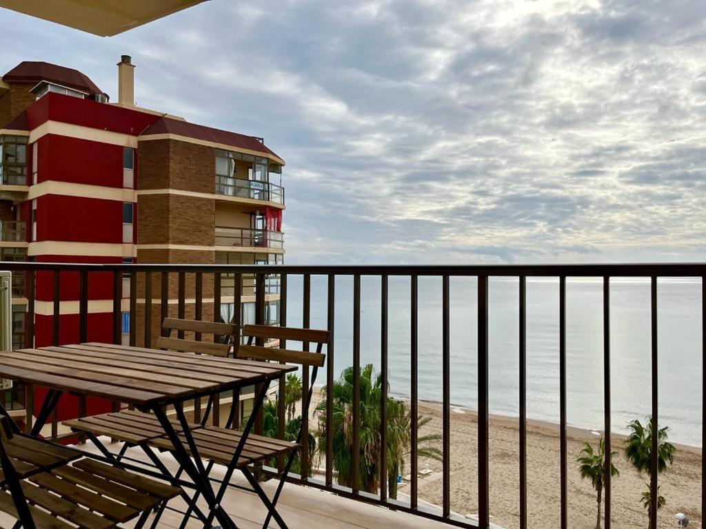 Apartamento Frente Al Mar En Calpe Con Parking Para 4 Personas Eksteriør billede