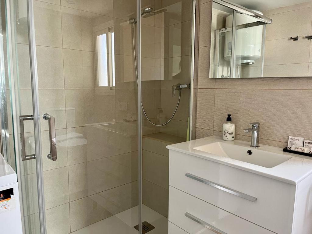 Apartamento Frente Al Mar En Calpe Con Parking Para 4 Personas Eksteriør billede